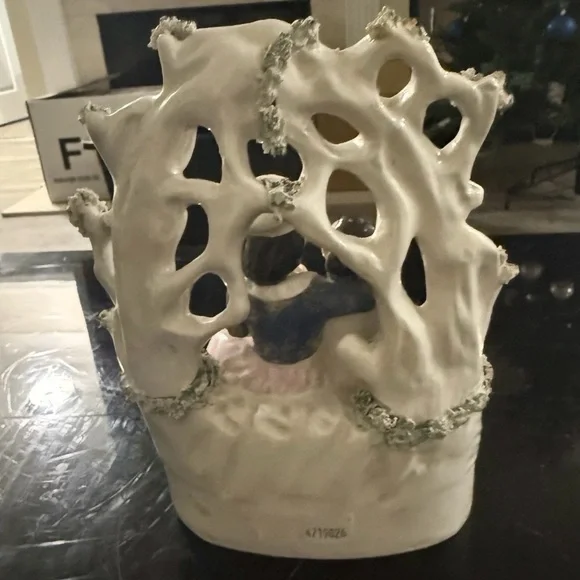 Antique 19th Century Staffordshire Courting Couple Figurine 7.5in - Picture 3 of 6